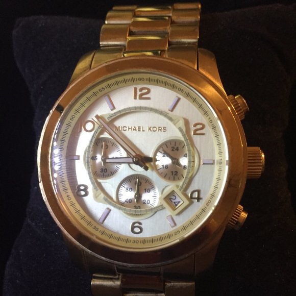 Michael Kors Men's Chronograph Runway Watch - Picture 2 of 5